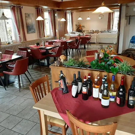 Apartmán Inviting In Near World Of Crystals Museum